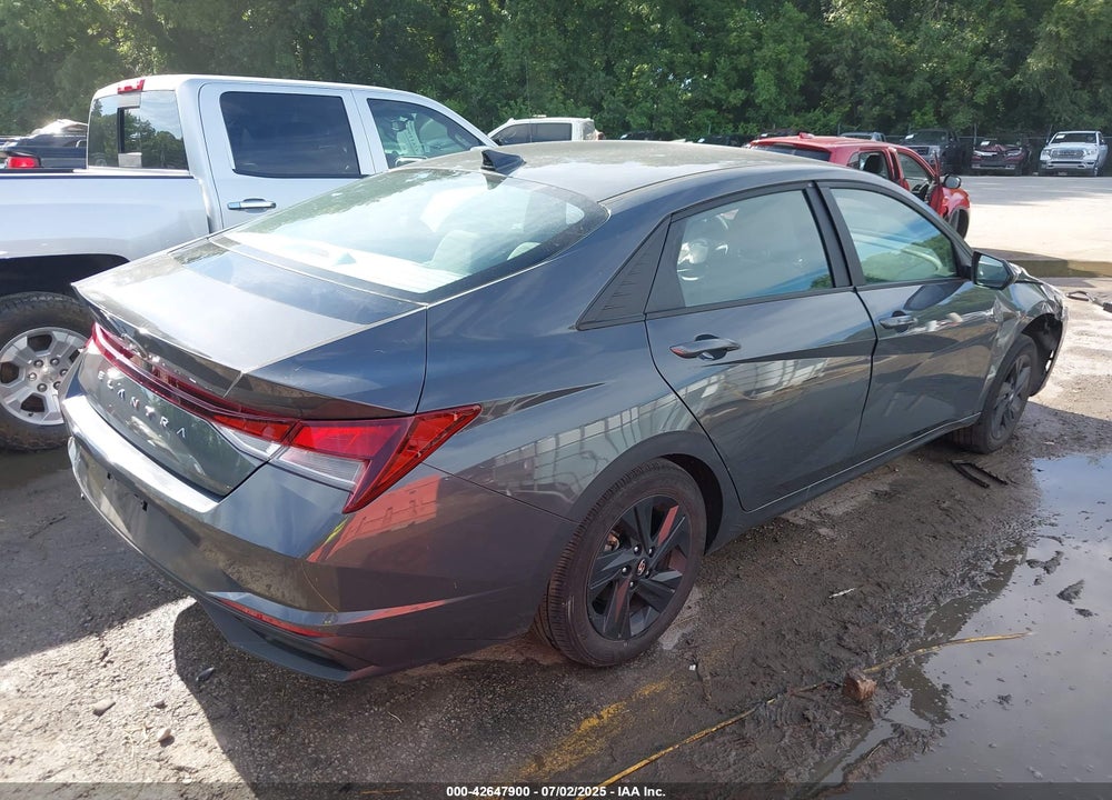 2023 HYUNDAI ELANTRA VIN: KMHLM4AG6PU625652