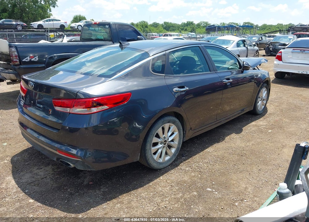 2017 KIA OPTIMA VIN: 5XXGT4L32HG148387