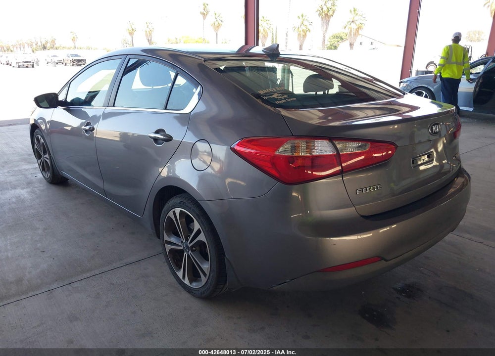 2014 KIA FORTE VIN: KNAFX4A82E5155576