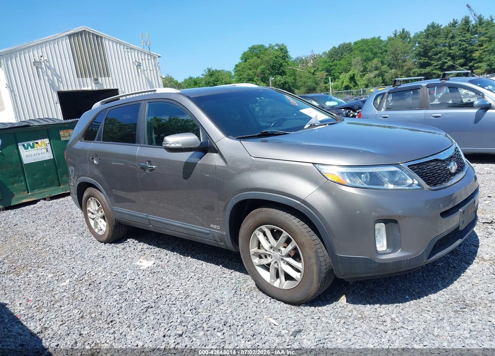 2015 KIA SORENTO VIN: 5XYKTCA67FG585974
