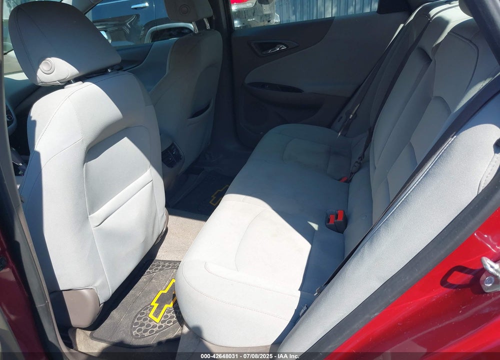 2018 CHEVROLET MALIBU VIN: 1G1ZD5ST3JF114517