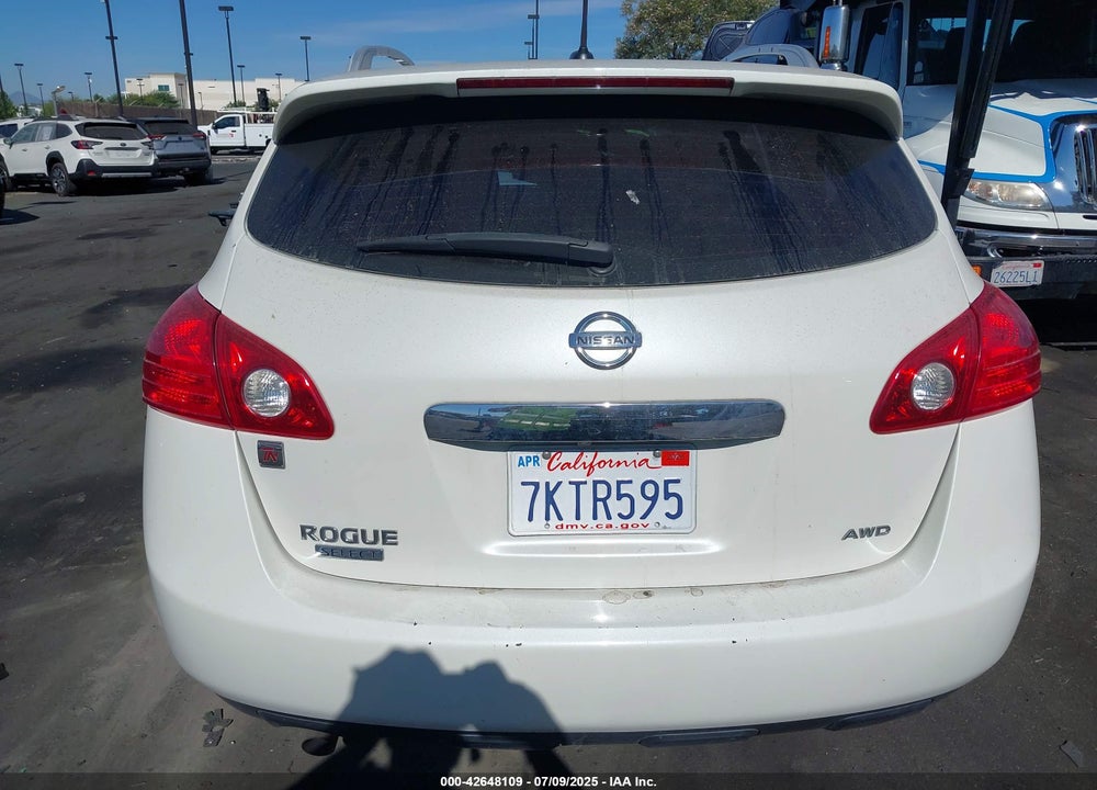 2015 NISSAN ROGUE SELECT S VIN: JN8AS5MVXFW758021