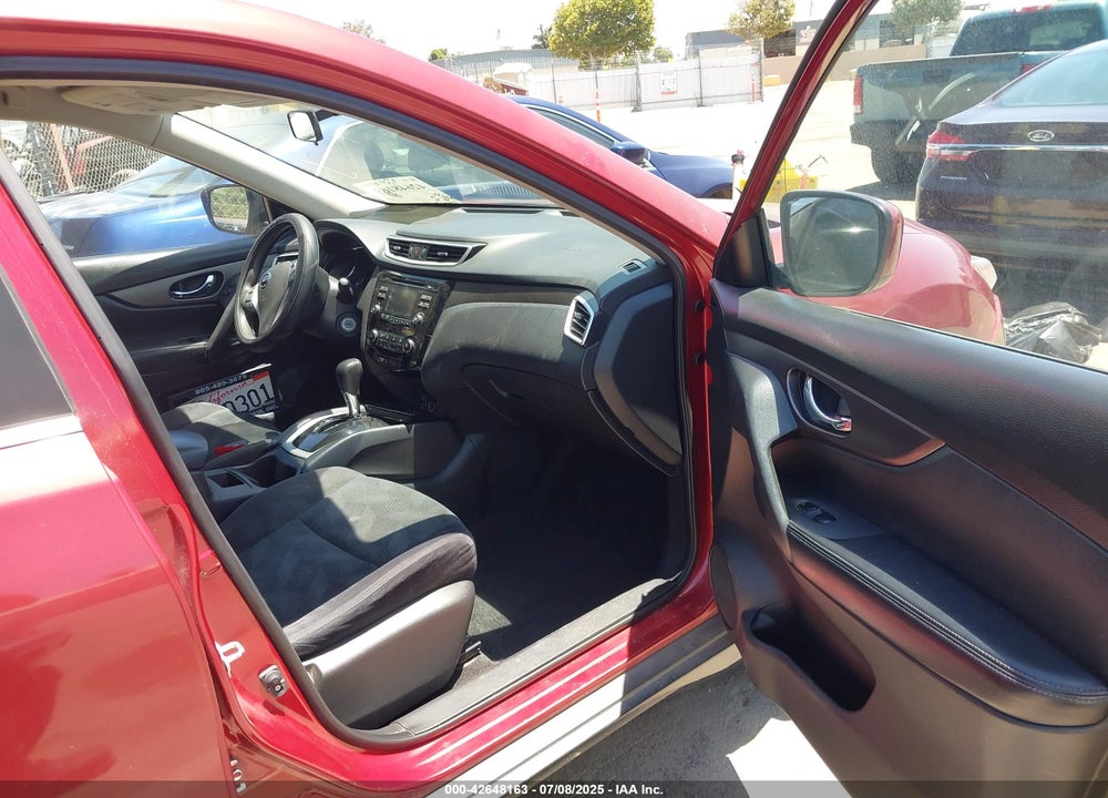 2016 NISSAN ROGUE VIN: JN8AT2MT8GW008614