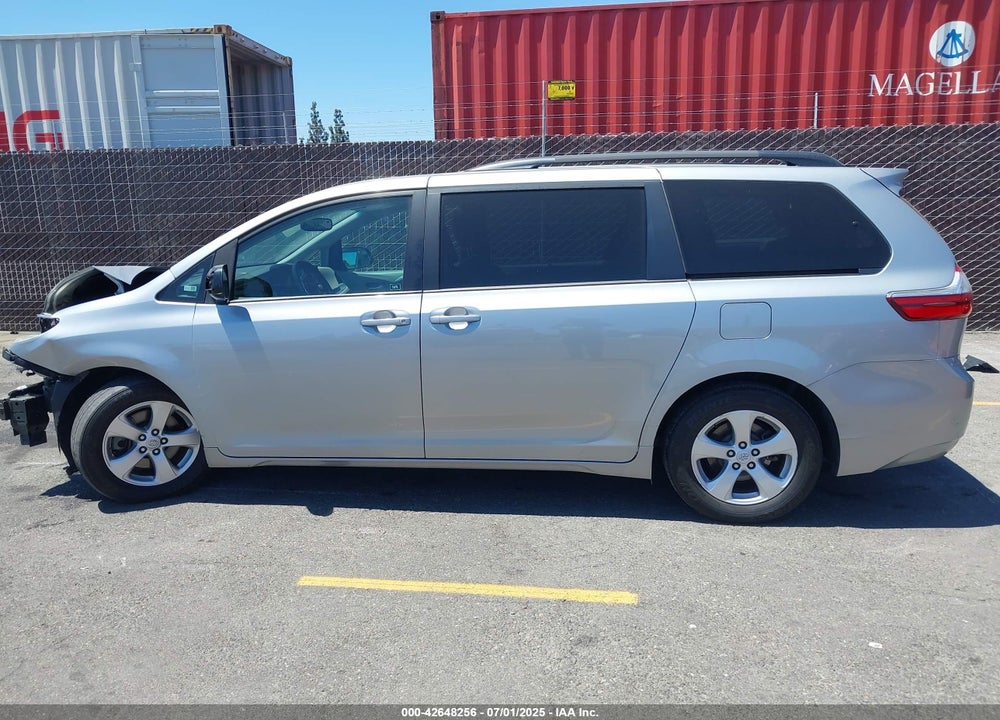 2015 TOYOTA SIENNA LE 8 PASSENGER VIN: 5TDKK3DC6FS631351