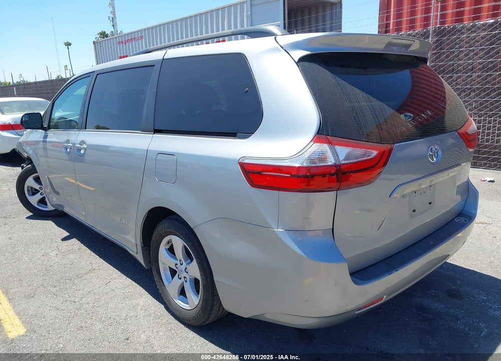 2015 TOYOTA SIENNA LE 8 PASSENGER VIN: 5TDKK3DC6FS631351
