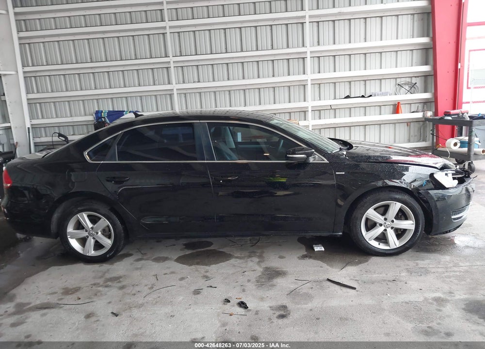 2014 VOLKSWAGEN PASSAT VIN: 1VWAT7A37EC035831