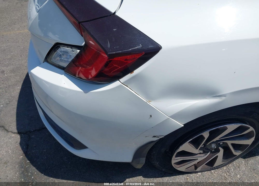 2016 HONDA CIVIC VIN: 2HGFC4B58GH304623