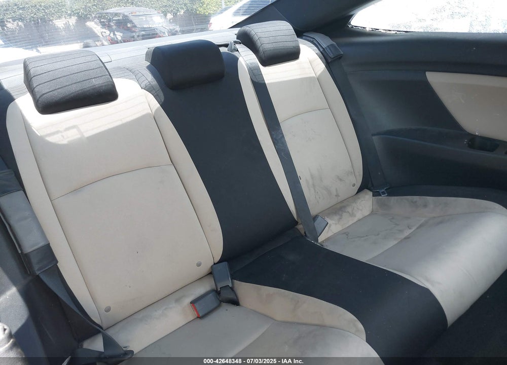 2016 HONDA CIVIC VIN: 2HGFC4B58GH304623
