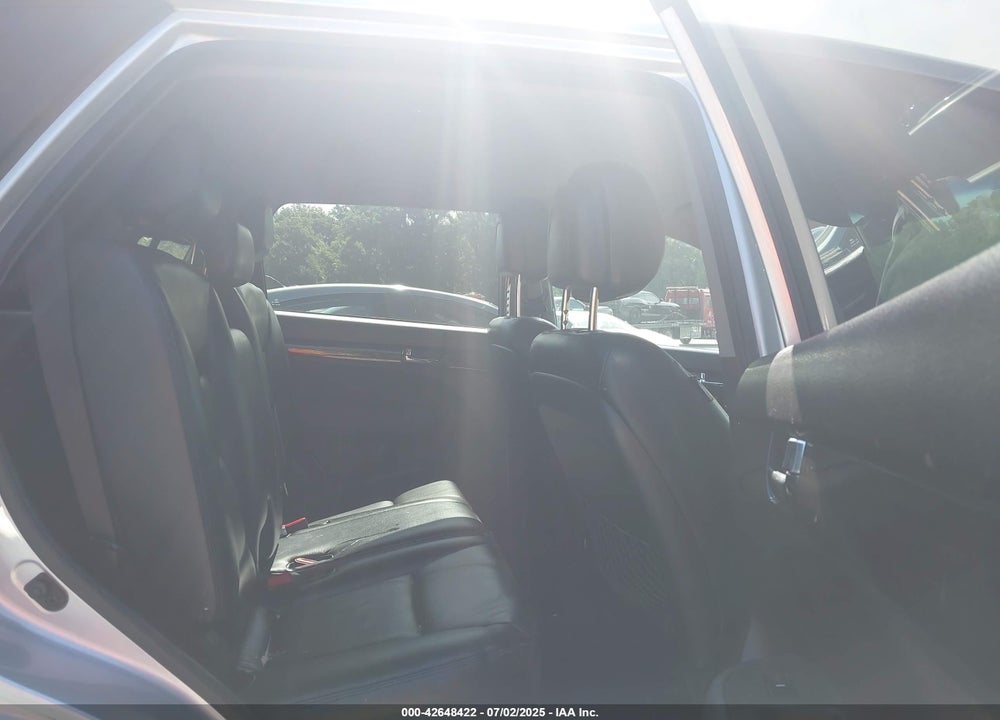2013 KIA SORENTO LX VIN: 5XYKT3A13DG408551