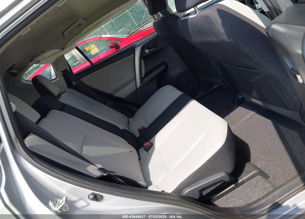 2016 TOYOTA RAV4 VIN: 2T3RFREV1GW425957