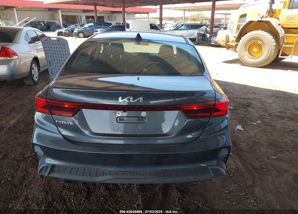 2023 KIA FORTE VIN: 3KPF24AD3PE588121