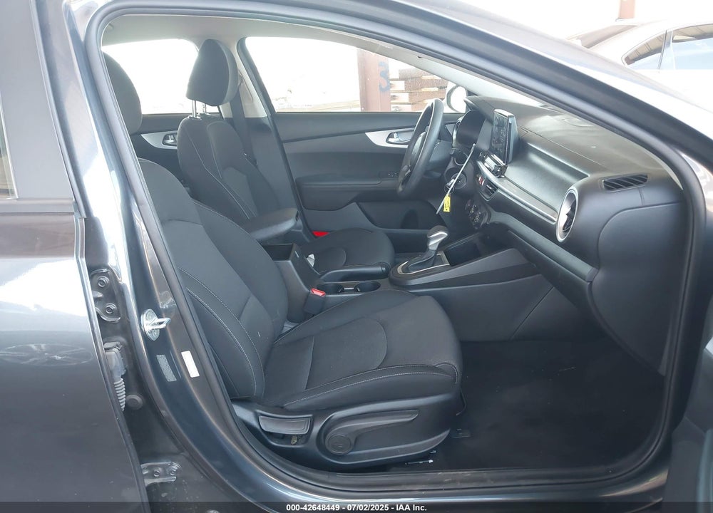 2023 KIA FORTE VIN: 3KPF24AD3PE588121