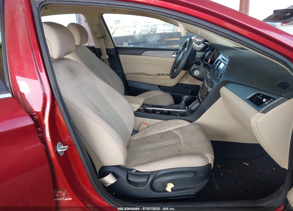 2015 HYUNDAI SONATA SE VIN: 5NPE24AF4FH243980