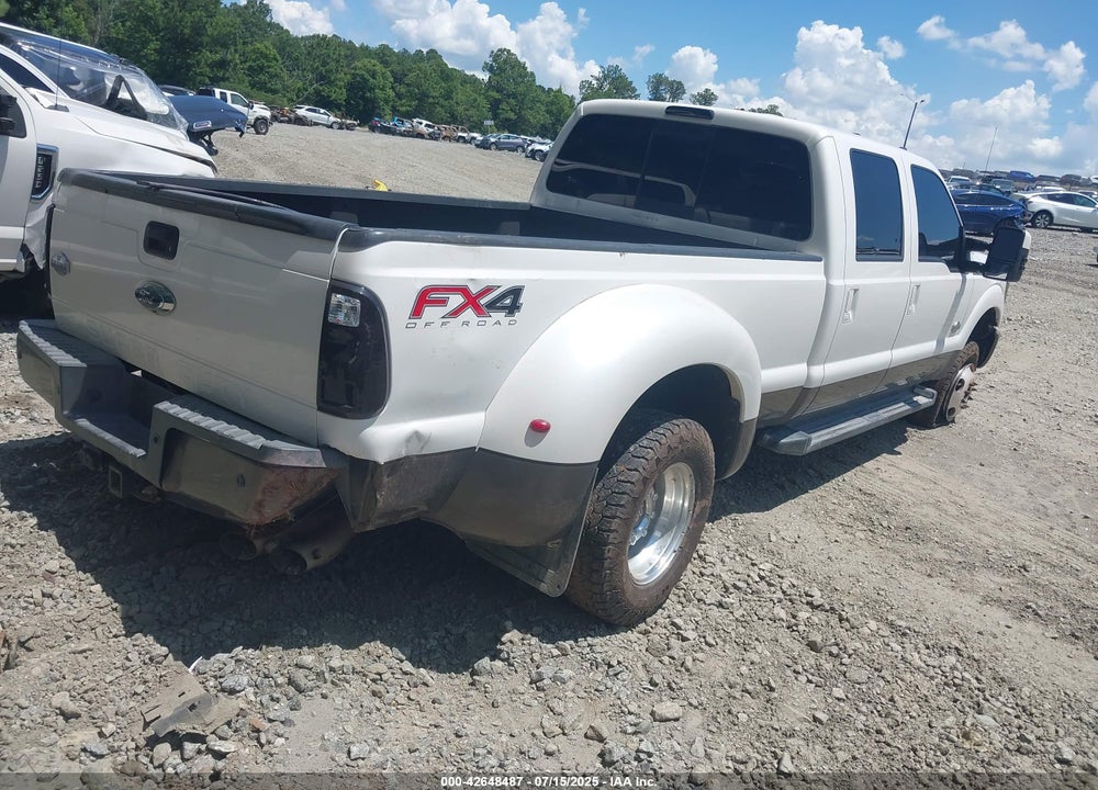2015 FORD F-350 LARIAT VIN: 1FT8W3DT5FED64921