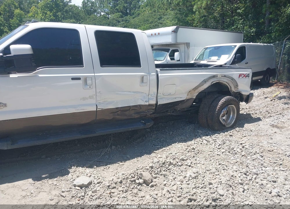 2015 FORD F-350 LARIAT VIN: 1FT8W3DT5FED64921