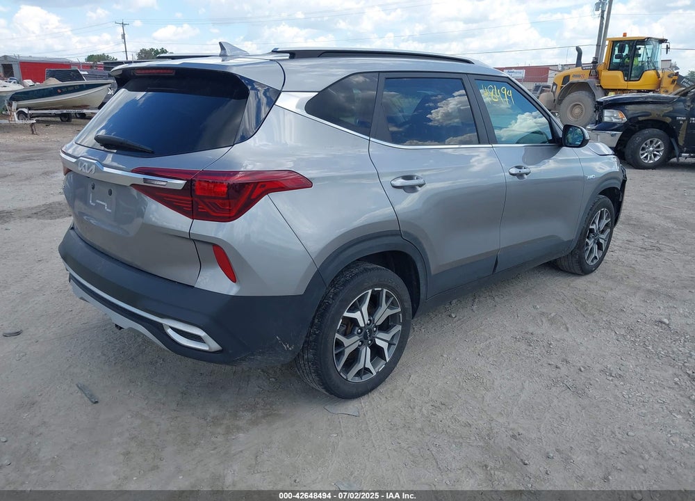2023 KIA SELTOS VIN: KNDERCAA8P7351745