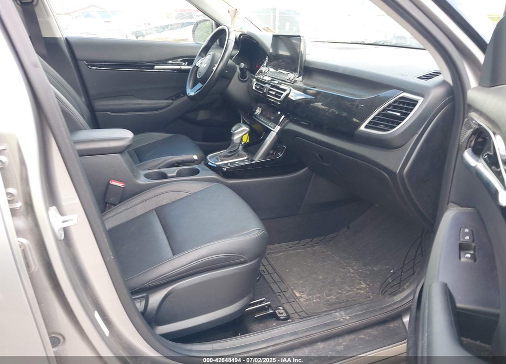 2023 KIA SELTOS VIN: KNDERCAA8P7351745