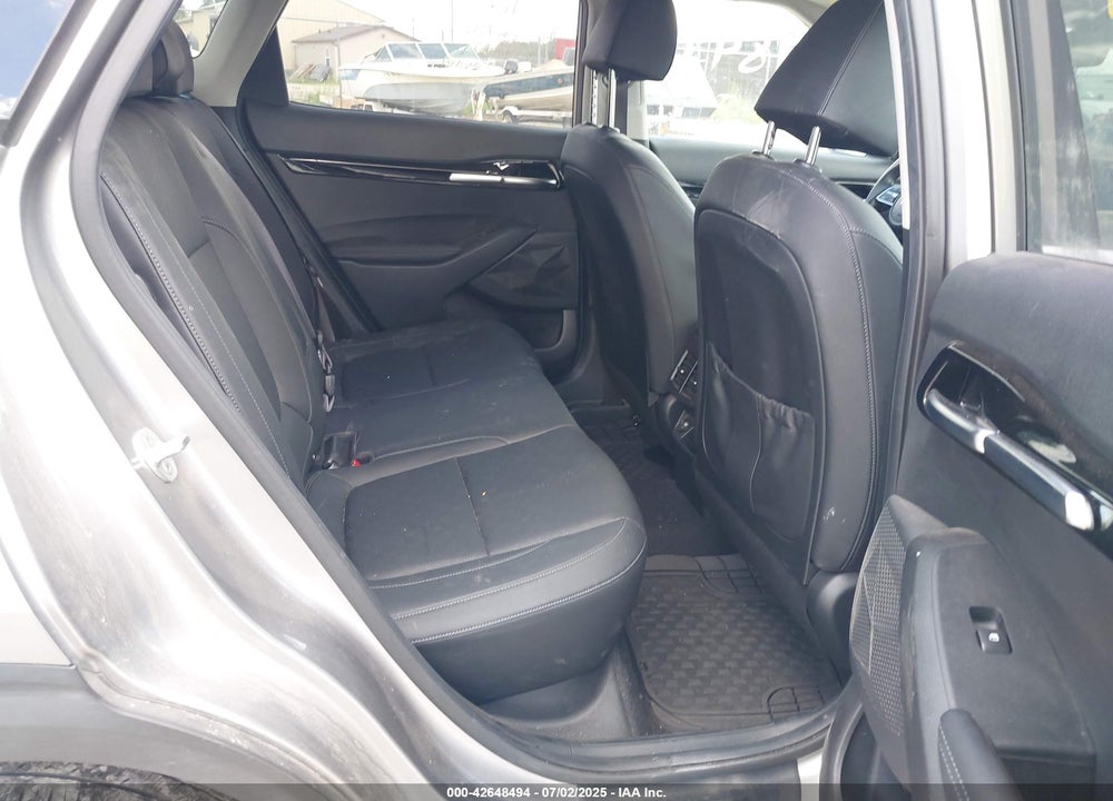 2023 KIA SELTOS VIN: KNDERCAA8P7351745