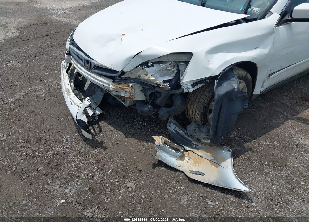 2007 HONDA ACCORD VIN: 1HGCM66477A052648