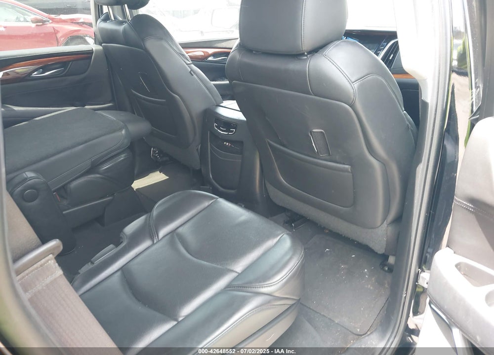 2015 CADILLAC ESCALADE VIN: 1GYS3BKJ6FR187602