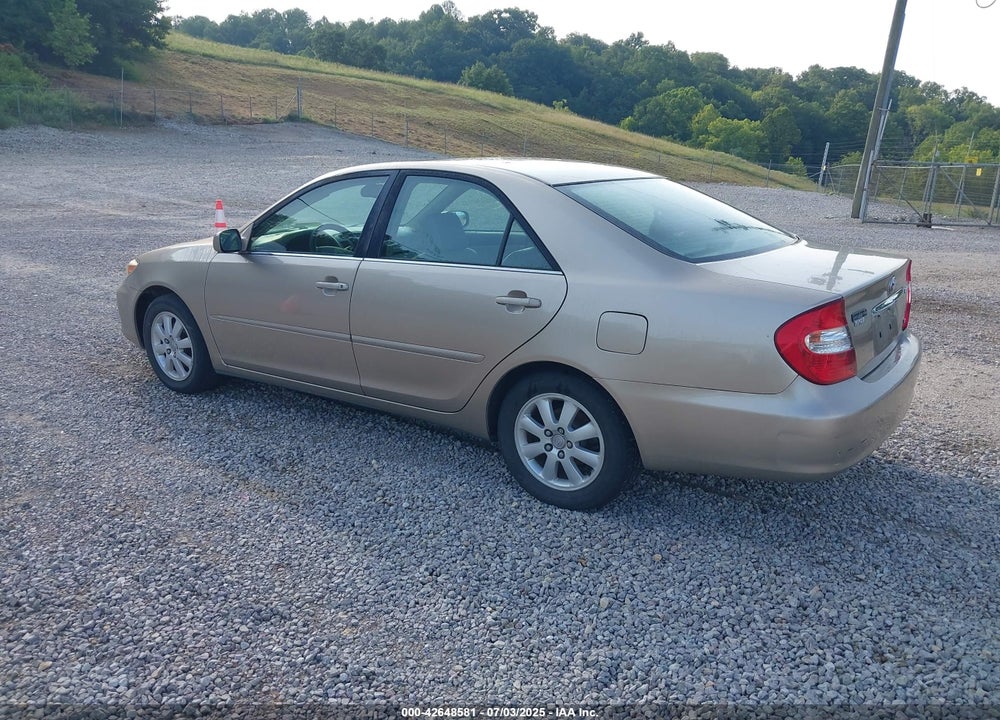 2002 TOYOTA CAMRY XLE V6 VIN: 4T1BF30K32U500574