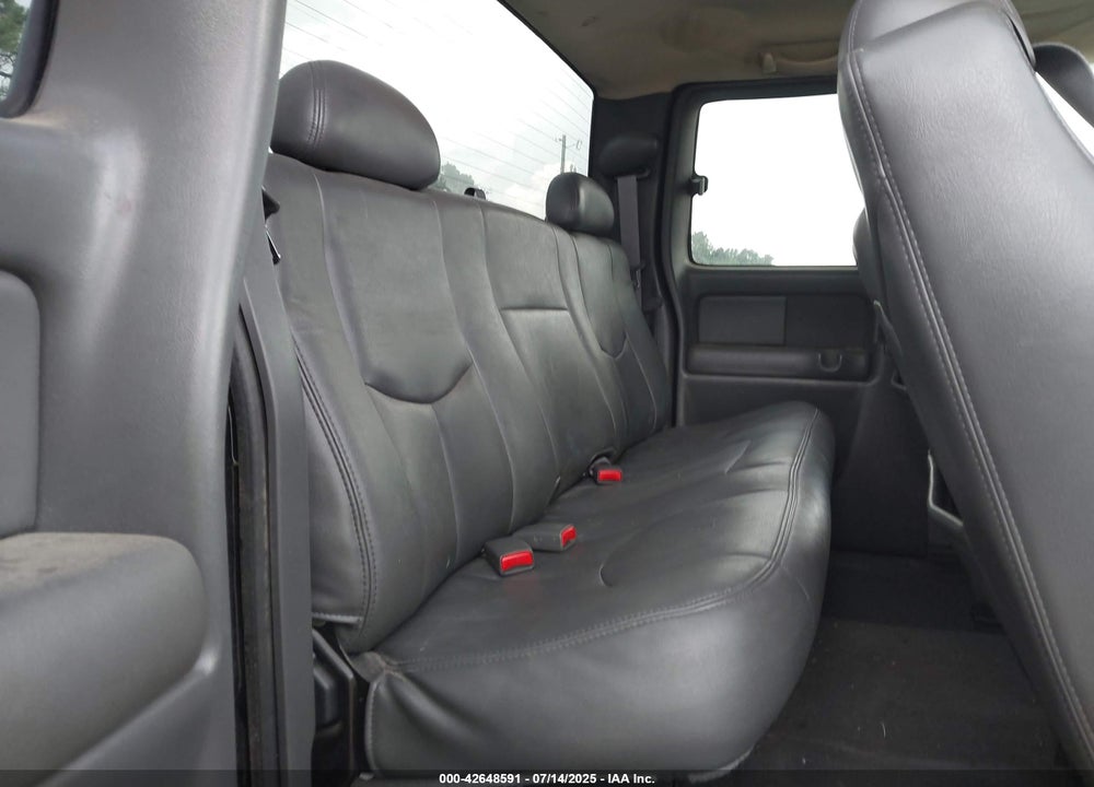 2004 GMC SIERRA 1500 SLT VIN: 1GTEK19T14E280300