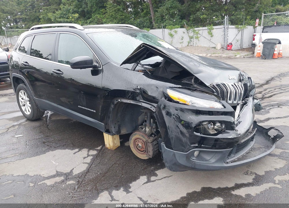2017 JEEP CHEROKEE LATITUDE 4X4 VIN: 1C4PJMCB6HW665879