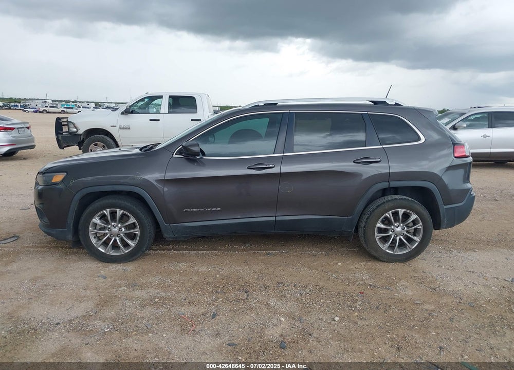 2019 JEEP CHEROKEE VIN: 1C4PJLLB3KD249480