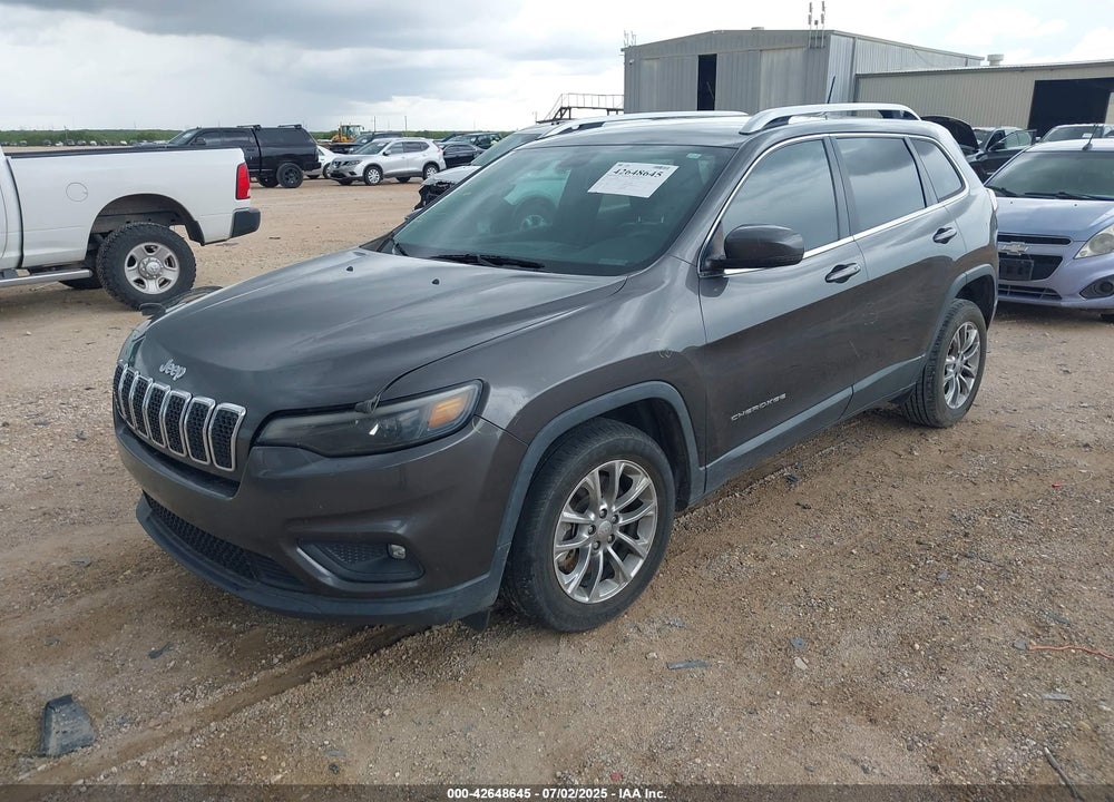 2019 JEEP CHEROKEE VIN: 1C4PJLLB3KD249480