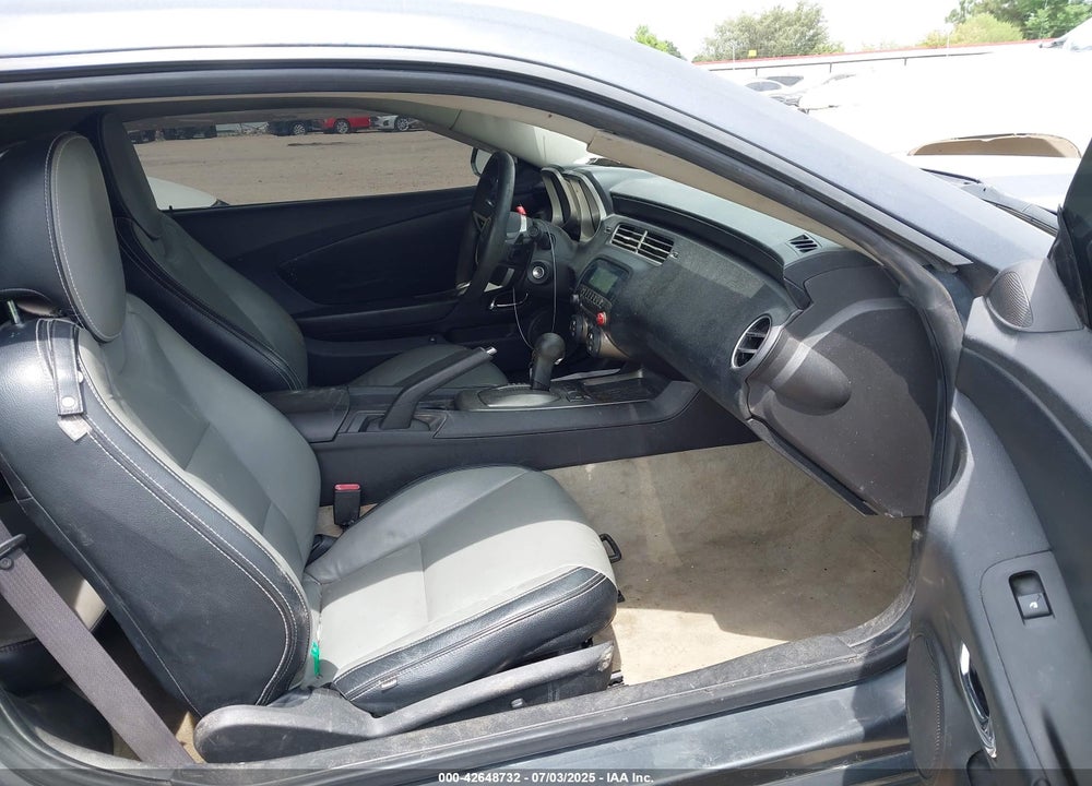 2011 CHEVROLET CAMARO VIN: 2G1FB1ED5B9123753
