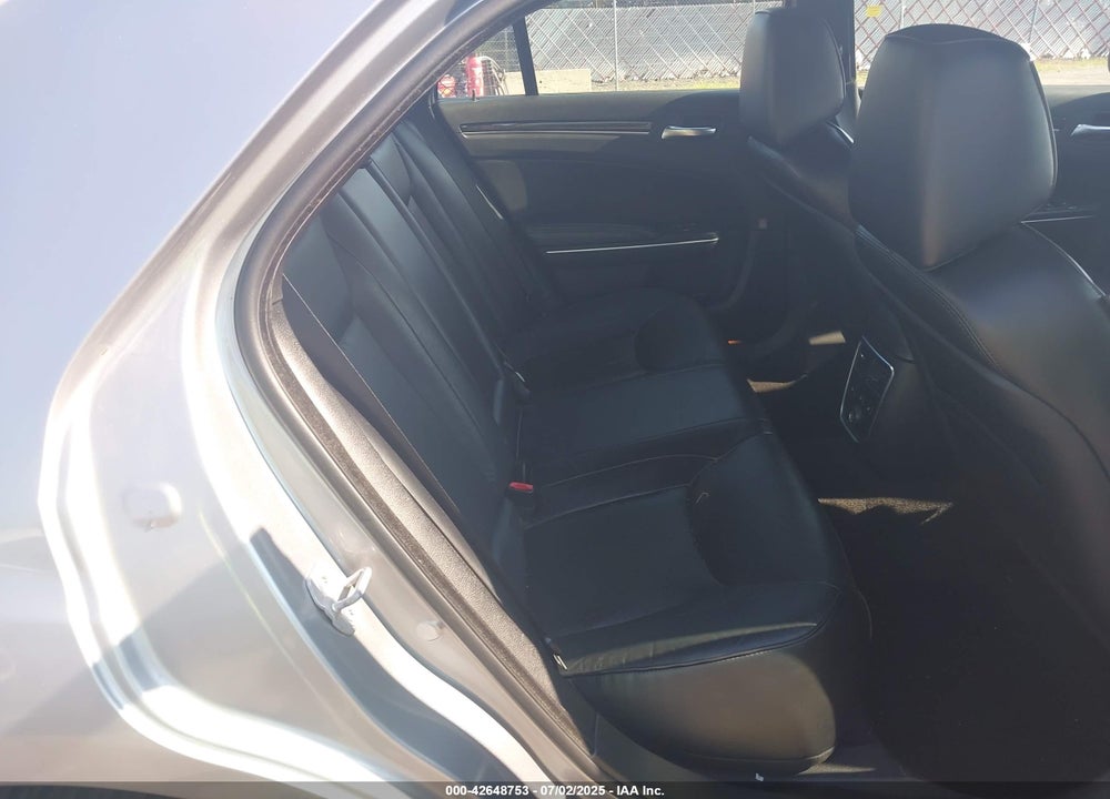 2011 CHRYSLER 300 VIN: 2C3CA5CG6BH527446