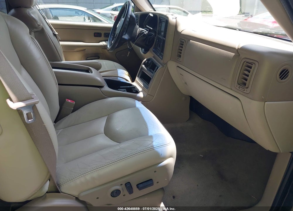 2006 CHEVROLET TAHOE VIN: 1GNEK13ZX6R112090