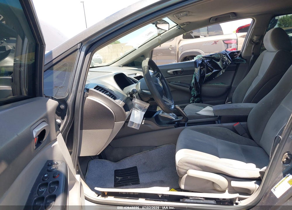 2011 HONDA CIVIC VIN: 19XFA1F58BE049134