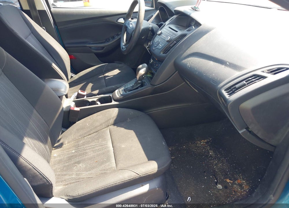 2017 FORD FOCUS VIN: 1FADP3K27HL212794