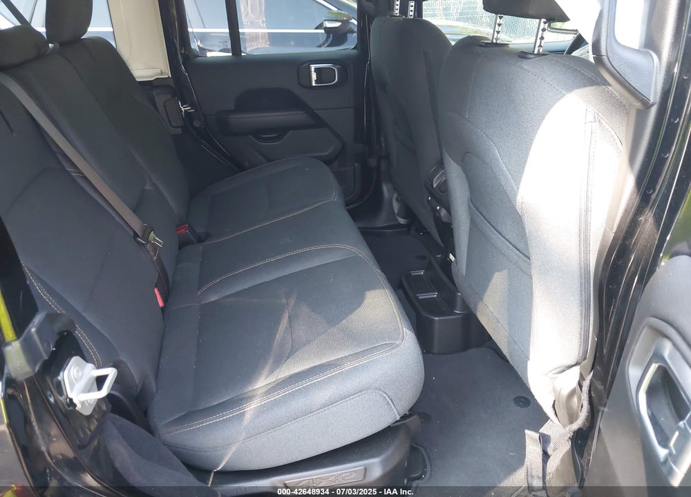 2024 JEEP WRANGLER 4XE SAHARA 4XE VIN: 1C4RJXP68RW306655