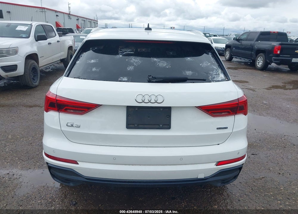 2020 AUDI Q3 VIN: WA1DECF37L1125172