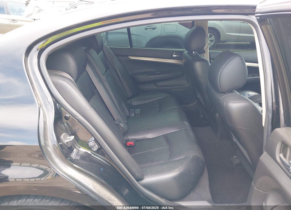 2015 INFINITI Q40 VIN: JN1CV6AR1FM651298