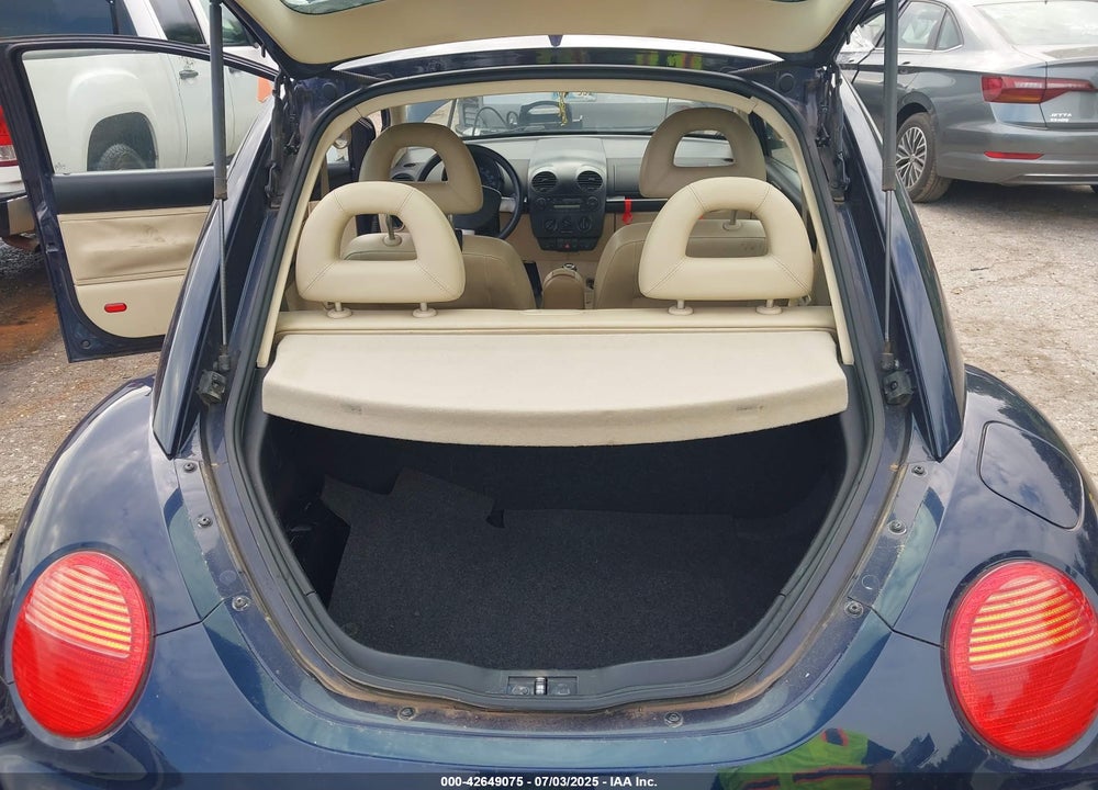 2000 VOLKSWAGEN NEW BEETLE VIN: 3VWDD21C3YM487856