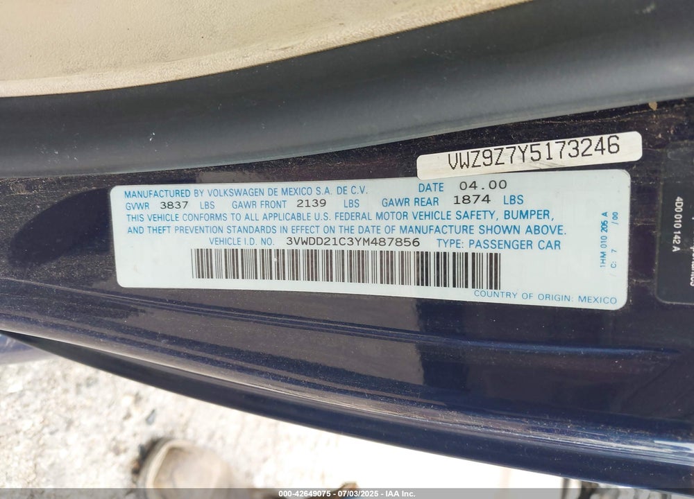 2000 VOLKSWAGEN NEW BEETLE VIN: 3VWDD21C3YM487856