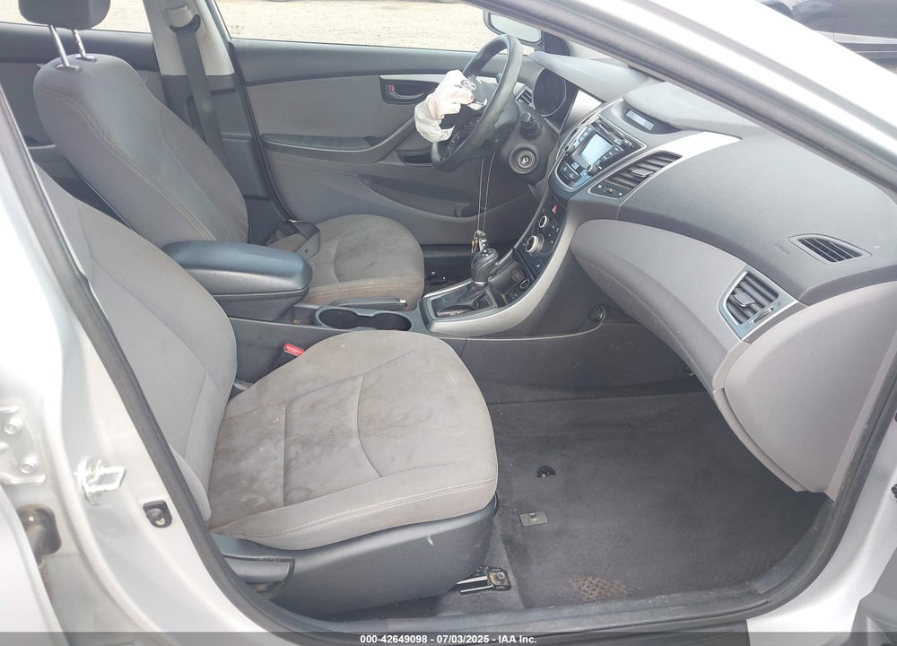 2014 HYUNDAI ELANTRA SE VIN: KMHDH4AEXEU210497