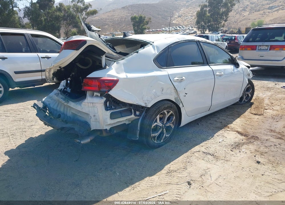 2021 KIA FORTE VIN: 3KPF24AD9ME391224