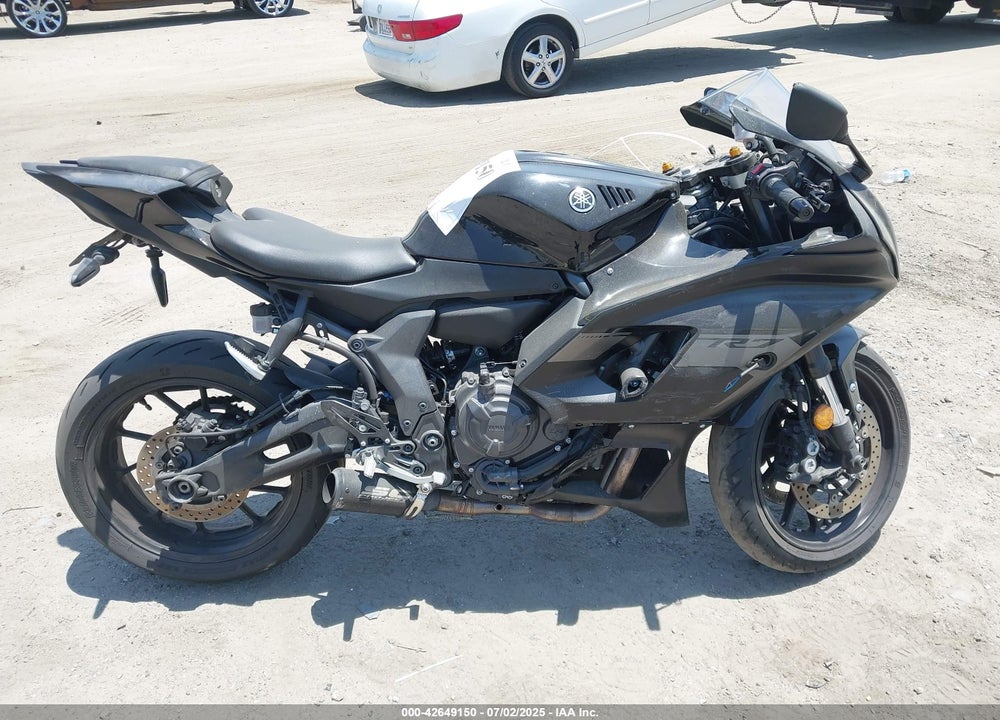 2025 YAMAHA YZFR7 VIN: JYARM38Y9SA003351