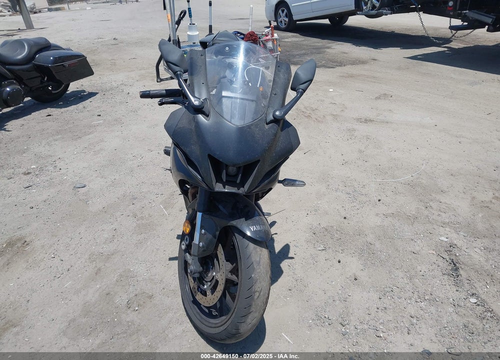 2025 YAMAHA YZFR7 VIN: JYARM38Y9SA003351
