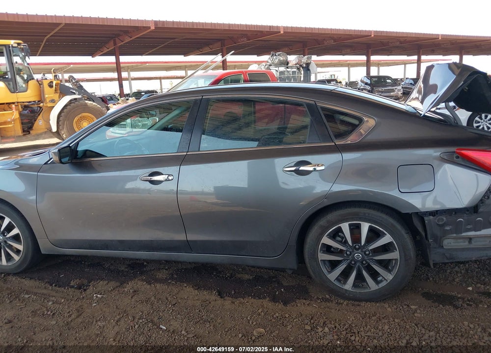 2017 NISSAN ALTIMA VIN: 1N4AL3AP6HC252182
