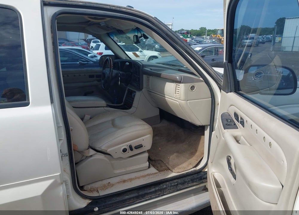 2005 CADILLAC ESCALADE ESV STANDARD VIN: 3GYFK66NX5G203484