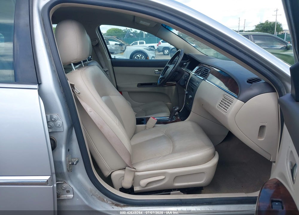 2009 BUICK LACROSSE VIN: 2G4WD582091243452