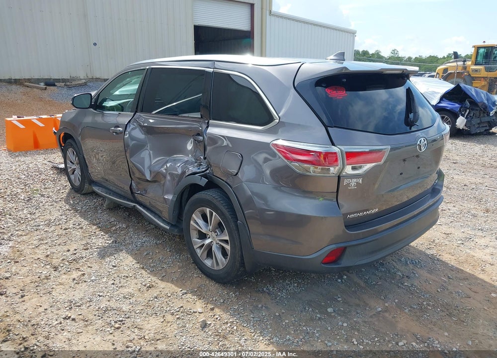 2015 TOYOTA HIGHLANDER VIN: 5TDKKRFH7FS112546