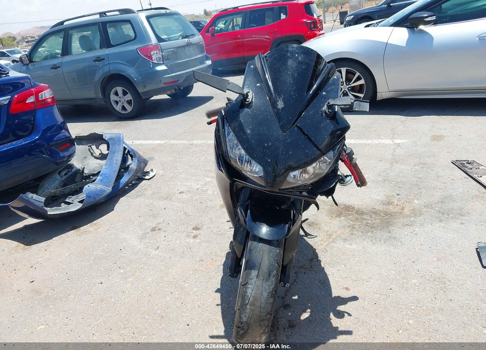 2014 HONDA CBR1000 RR VIN: JH2SC5901EK600433