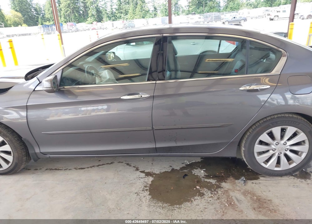 2013 HONDA ACCORD EX-L V-6 VIN: 1HGCR3F82DA048957