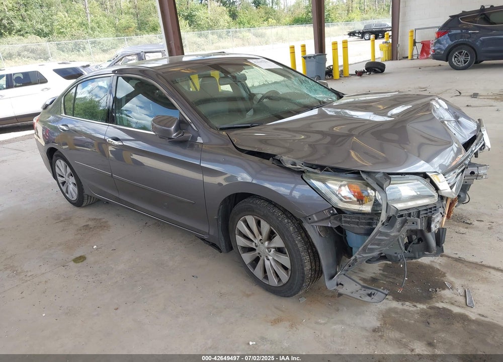 2013 HONDA ACCORD EX-L V-6 VIN: 1HGCR3F82DA048957
